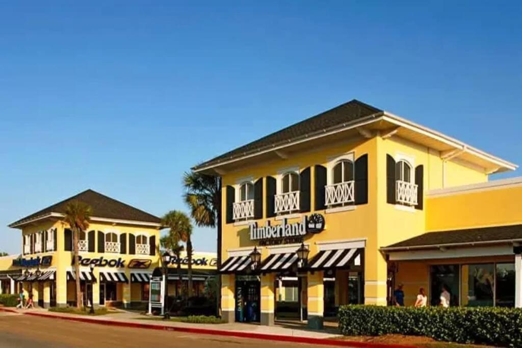 White Sand Getaway Steps From Beach Gulfport Bagian luar foto